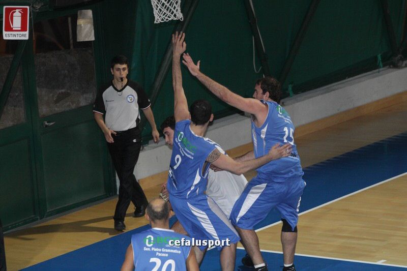 111218 sport 247_tn.jpg